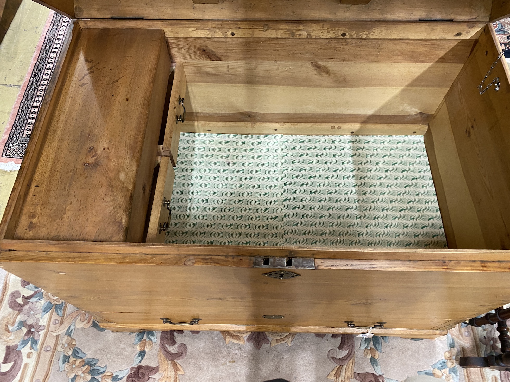 A large pine mule chest, length 100cm, depth 60cm, height 76cm